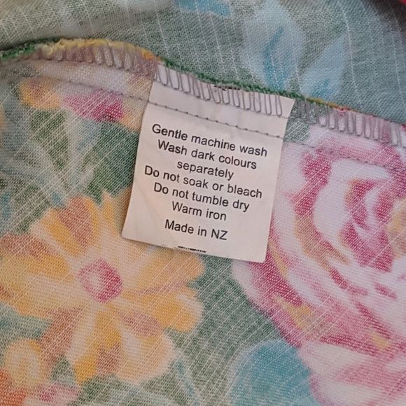 Red indie Vintage design skirt - Picture 6 of 9